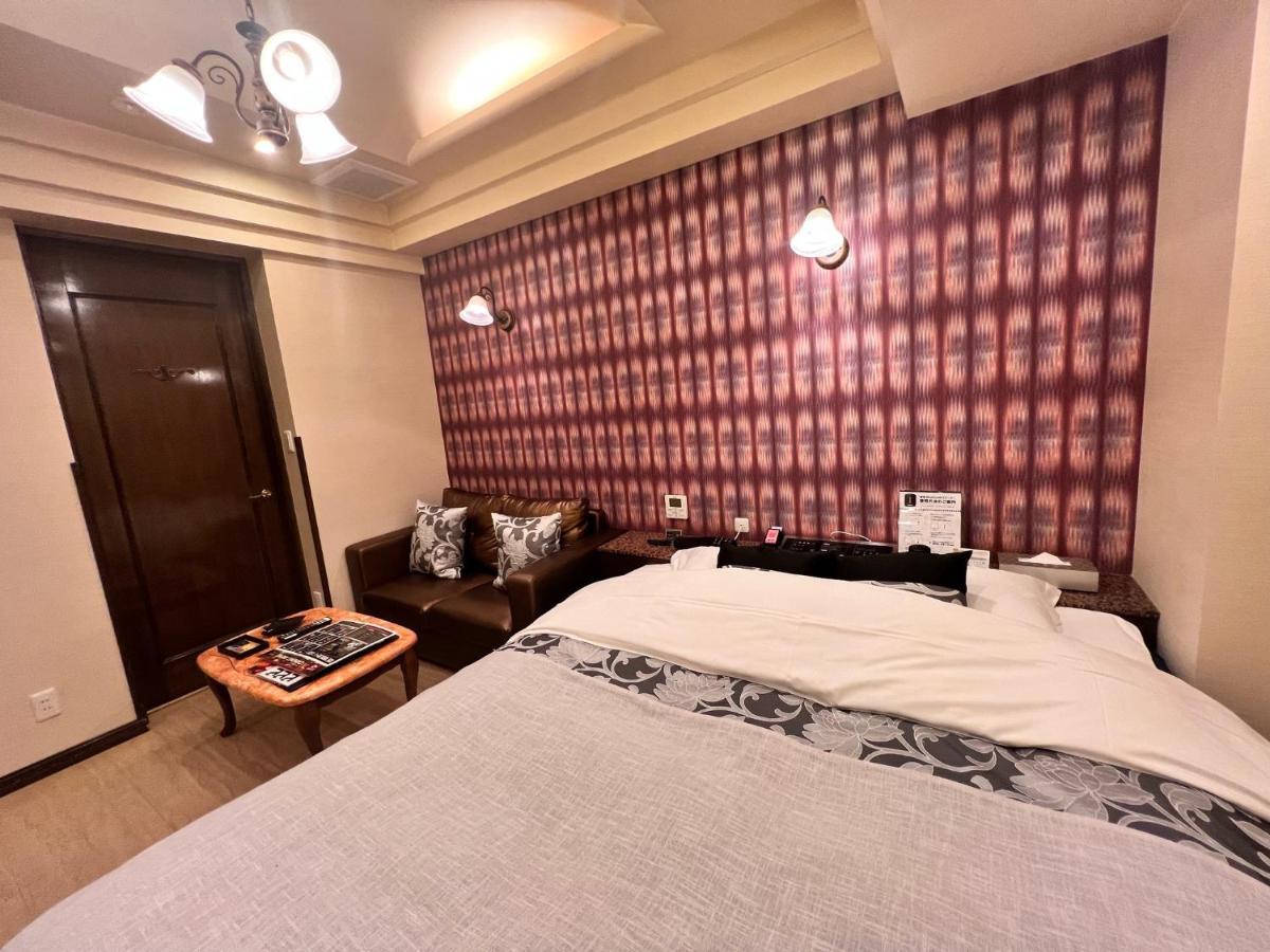 Hotel Crystal Gate Nagoya - Couple Hotel (Adults Only) エクステリア 写真